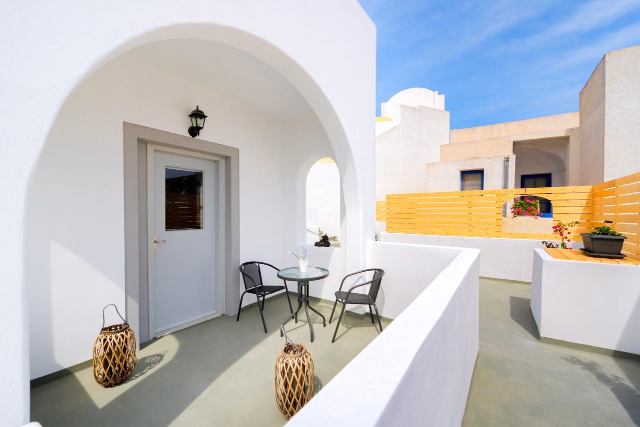 Anthelea Santorini Hotel Pyrgos Kallistis Bagian luar foto