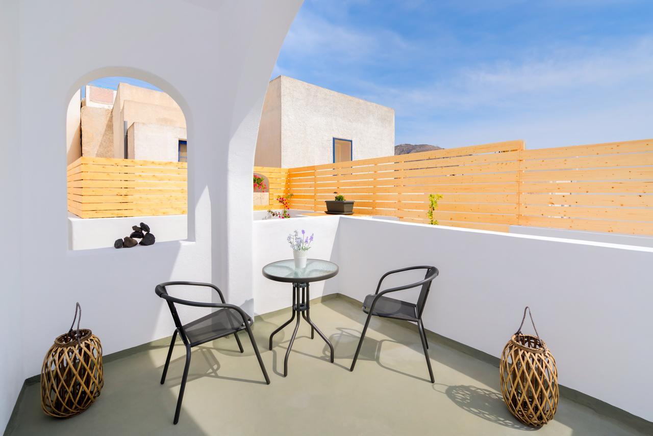 Anthelea Santorini Hotel Pyrgos Kallistis Bagian luar foto