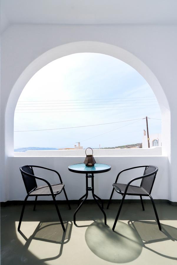 Anthelea Santorini Hotel Pyrgos Kallistis Bagian luar foto